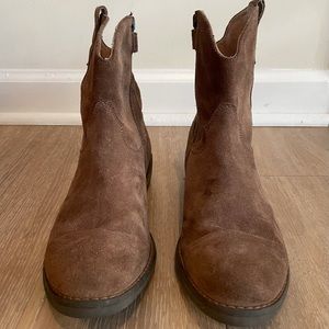 Brown Suede Short Boots